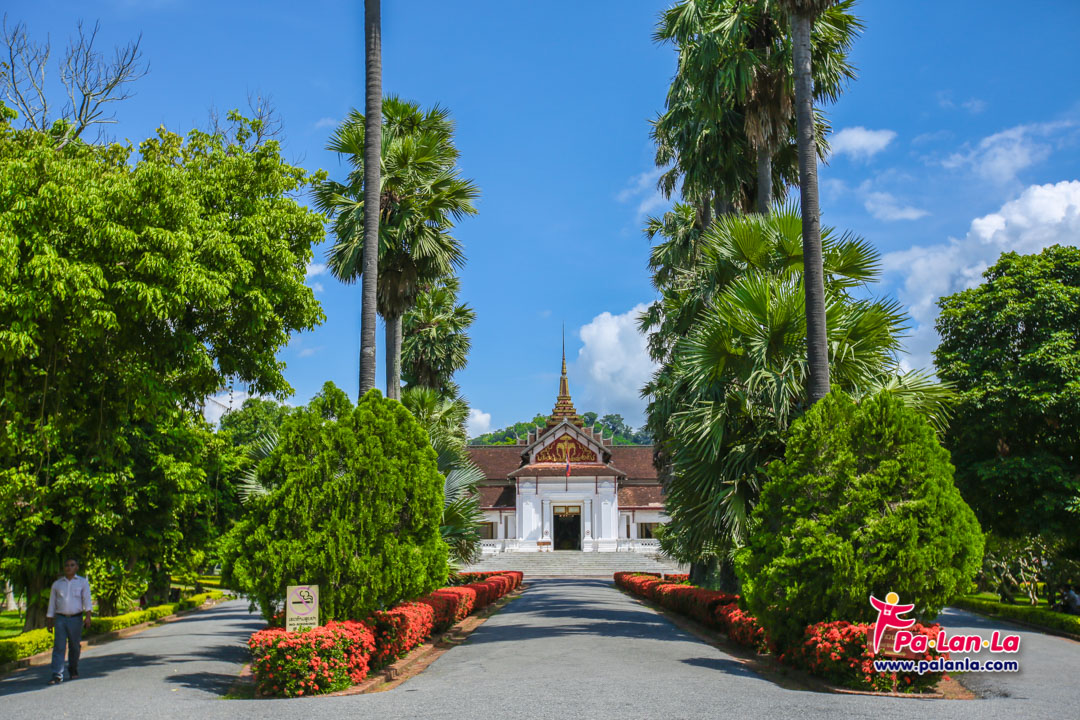 พระบรมมหาราชวัง (พิพิธภัณฑ์สถานแห่งชาติ) หลวงพระบาง ประเทศลาว - เพื่อน